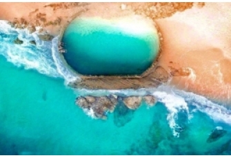   						Bể bơi nhân tạo đẹp như viên ngọc giữa đại dương